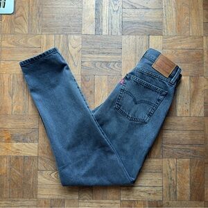 LOT 2 Levi’s Premium 501’ 81 High Rise Mom Jeans Size W25 L31.